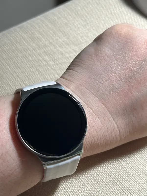 שעון חכם HAYLOU Solar Lite 2 — מסך AMOLED, שיחות בלוטות' וסוללה ל-17 יום - תמונה 5