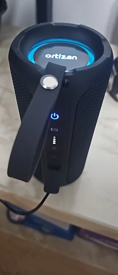 רמקול בלוטות נייד עמיד במים 40W – IPX7, 30 שעות ותאורת RGB - תמונה 2