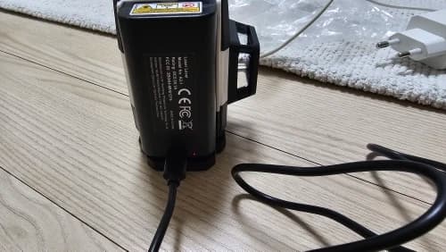 🔧 פלס לייזר ירוק 3D 360° — 12 קווים, מתאזן לבד עם שלט - תמונה 4