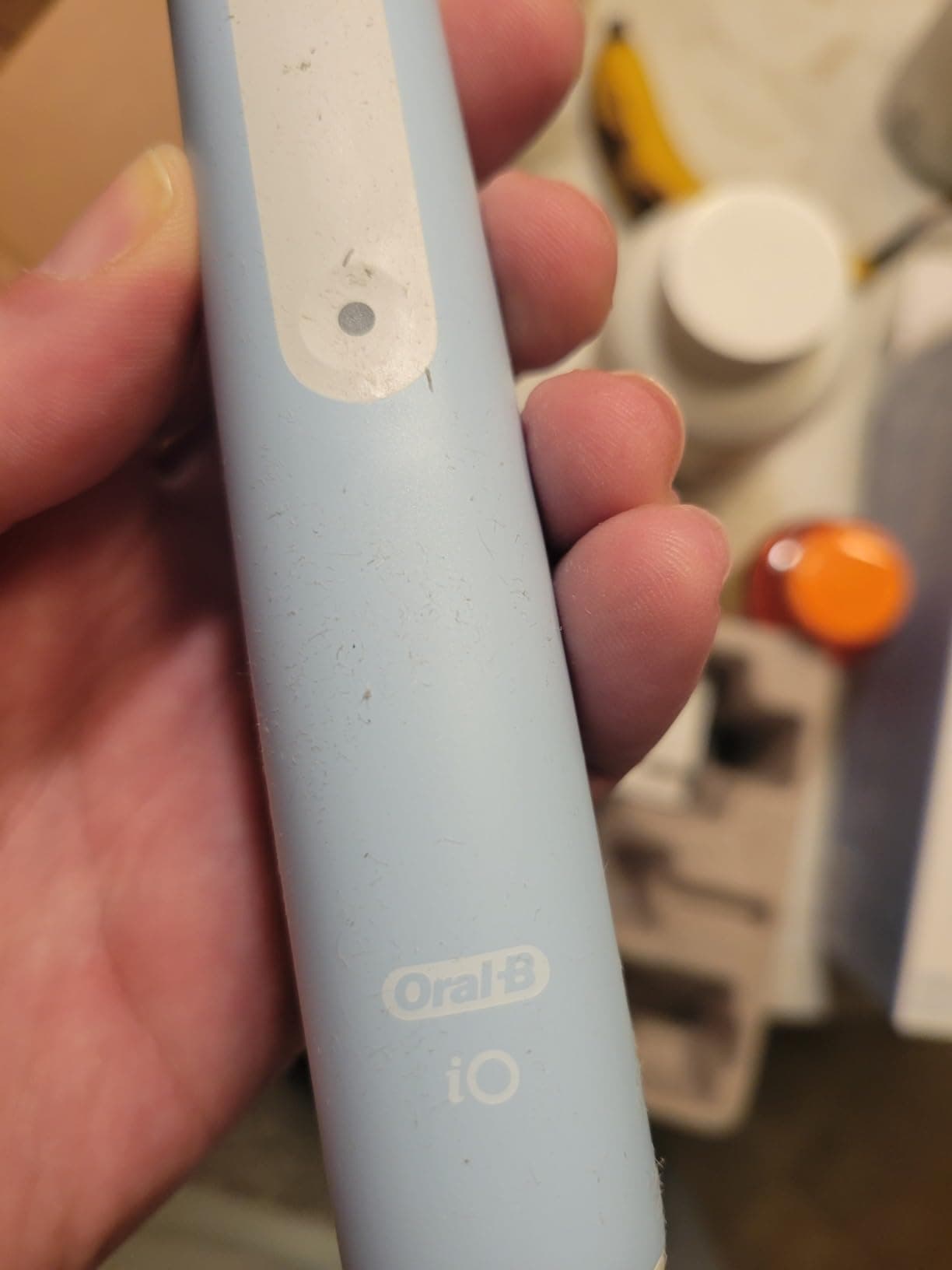 מברשת שיניים חשמלית נטענת Oral-B iO3 — ניקוי מקצועי עם חיישן לחץ חכם 🦷 - תמונה 5