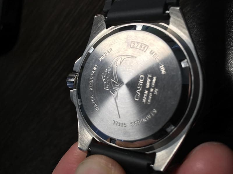 שעון צלילה לגבר Casio Duro MDV-106 — עמיד במים 200 מטר, פלדת אל־חלד - תמונה 4